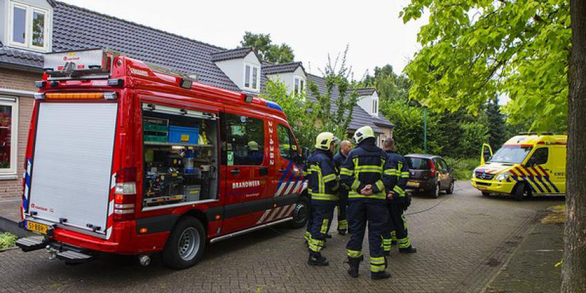 Hoogbejaarde vrouw vat vlam door kaars in woning in Son en Breugel