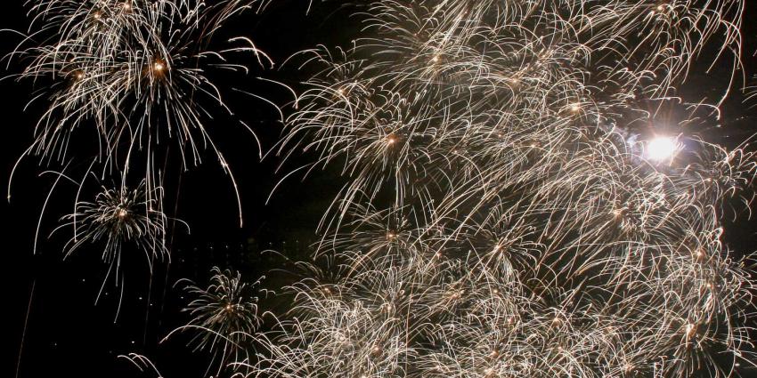 vuurwerkpijl-explosie