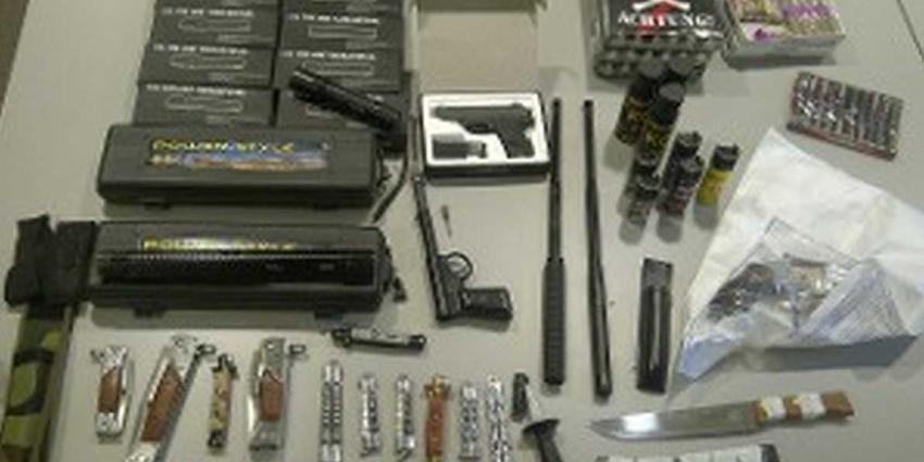 Grote wapenvondst in woning na ANPR-controle