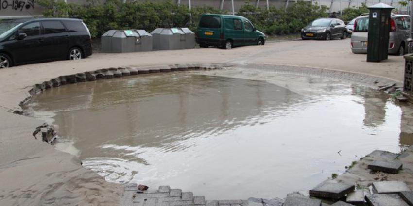straten onder water, leidingbreuk, gaslekkage, rotterdam-overschie