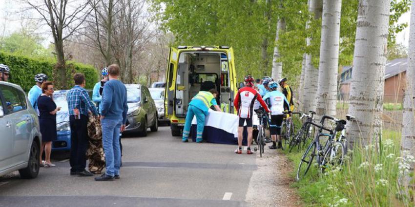Wielrenner gewond na aanrijding met auto