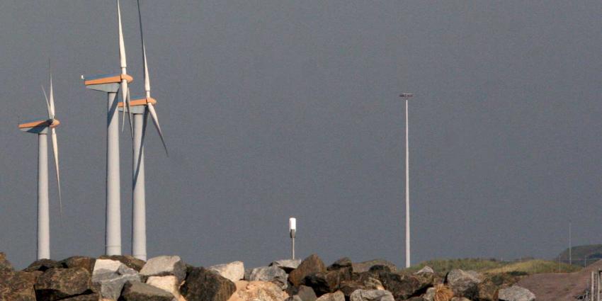 Provincie mocht nieuwe windturbines in Amsterdams havengebied weigeren