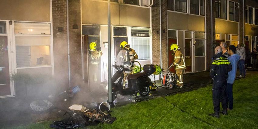 Felle brand in woning in Vlaardingen