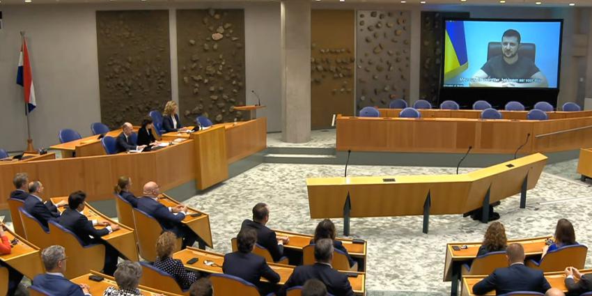 Zelensky spreekt Kamer toe