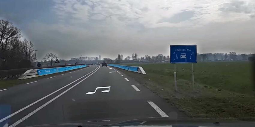 Friezen zijn weg waar Friese Volkslied is te horen nu al beu