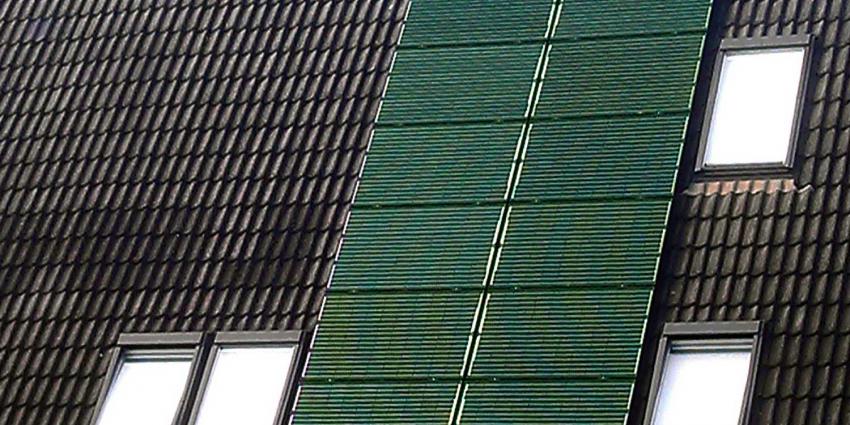 Zonnepanelen 'camouflage'-groen door nanodeeltjes 