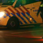 ambu-politieman-zaklamp-donker