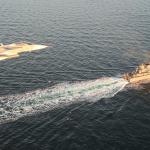 Russische oorlogsschepen voeren langs de Nederlandse kust, straaljagers boven Schiphol