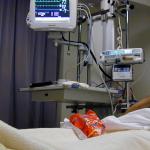 patient-bed-ziekenhuis-monitor