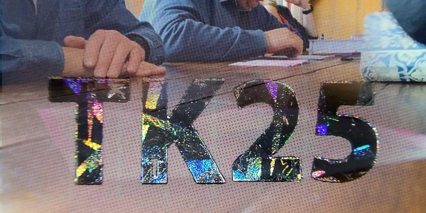 stemlokaal-zegel-id-stempas-opkomst