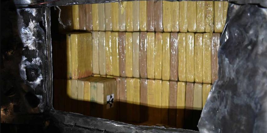 cocaine-4830kg-magneet