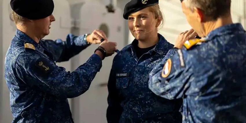 amalia-sergeant-bevorderd