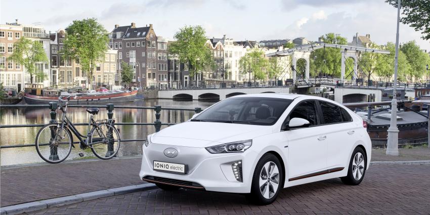 Hyundai geeft IONIQ Electric extra impuls via Eneco en Fastned.