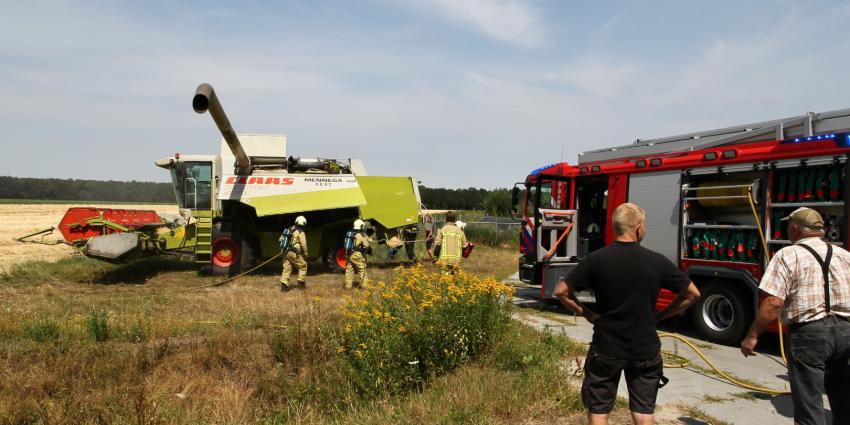 Combine in brand tijdens oogsten