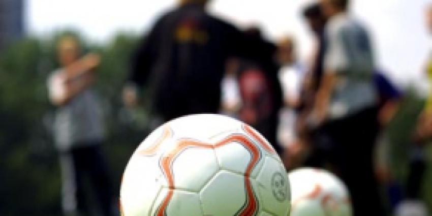 KNVB ziet het aantal geweldsincidenten op sportvelden afnemen