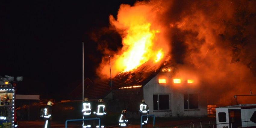 Foto van woningbrand | DG Fotografie | www.denniegaasendam.nl