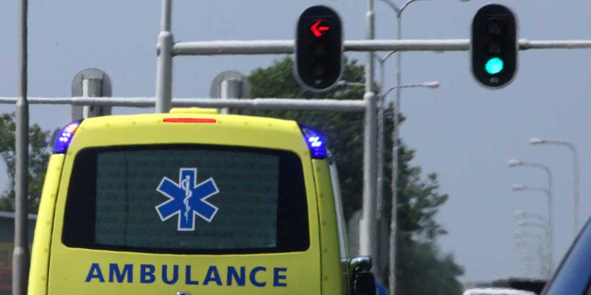 Dode en drie gewonden bij aanrijding N59