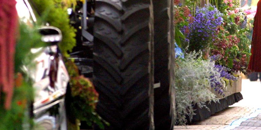 Ondanks koude weer toch miljoen bezoekers Bloemencorso