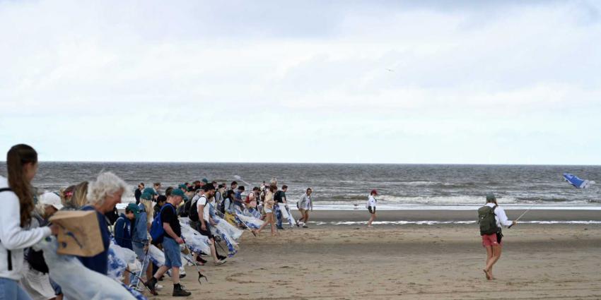 boskalis-beach-cleanup