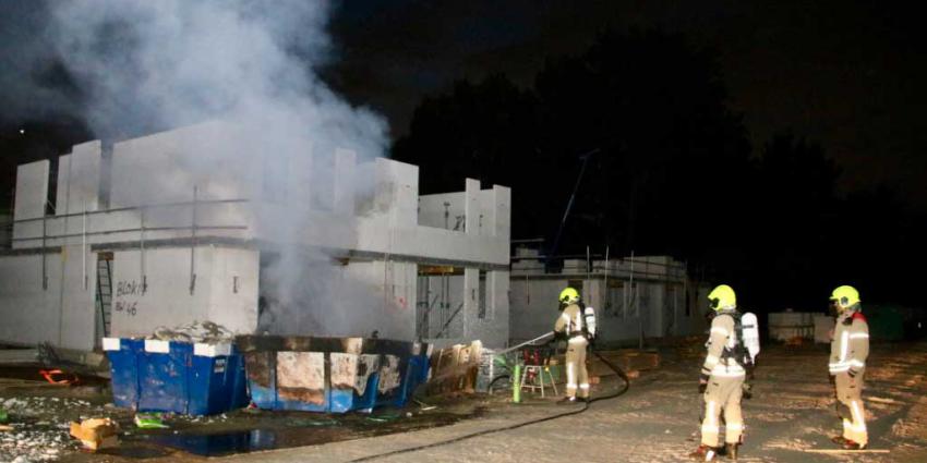  Flinke brand in container op bouwplaats