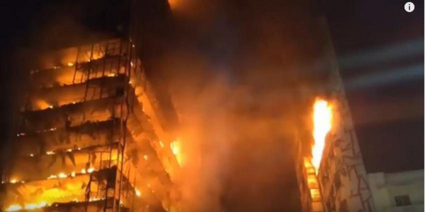 Brandende flat ingestort in Brazilaanse stad São Paulo 
