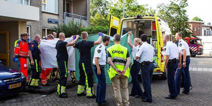 Vrouw ernstig gewond na woningbrand in Den Bosch