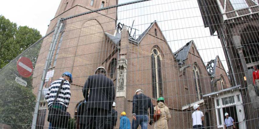 Onderzoek verwoestende brand kerk Amstelveen van start