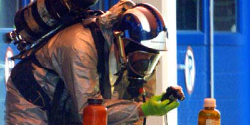 Gevaarlijke stof in gebouw Den Haag, vijftien mensen ontsmet