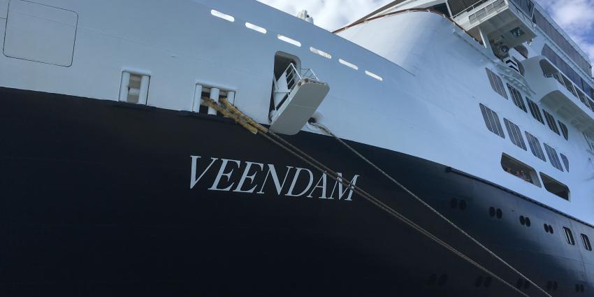 Veendam in de vaart: varen onder de vlag van de Holland-Amerika Lijn