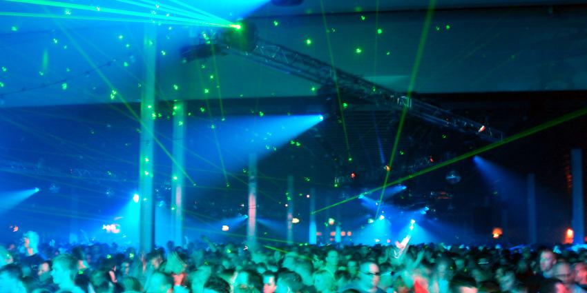 Concerten in Nederland na aanslagen Parijs aangescherpt