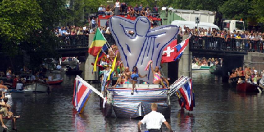 Foto van politieboot op gaypride | Archief EHF