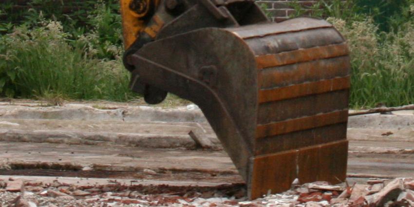 Fietser komt om het leven na aanrijding met graafmachine