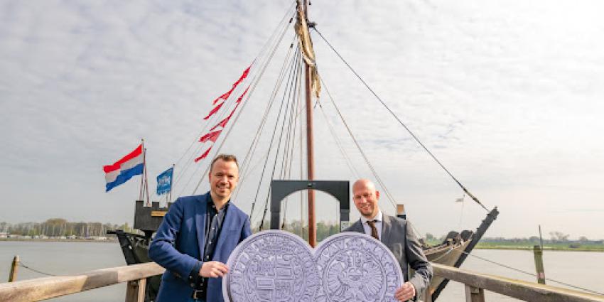 Burgemeester van Kampen ontvangt eerste herslag