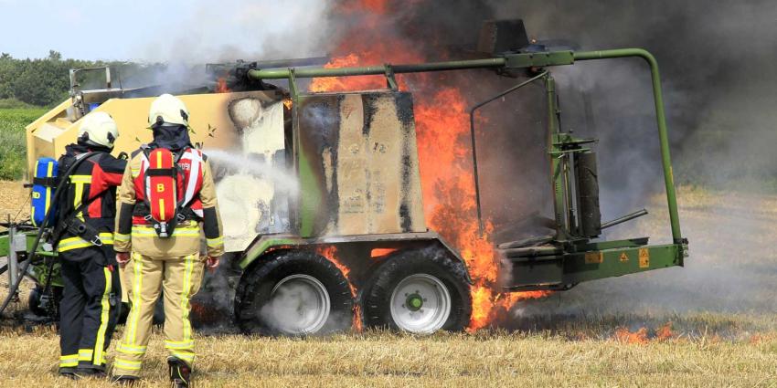Balenpers volledig verloren door brand 