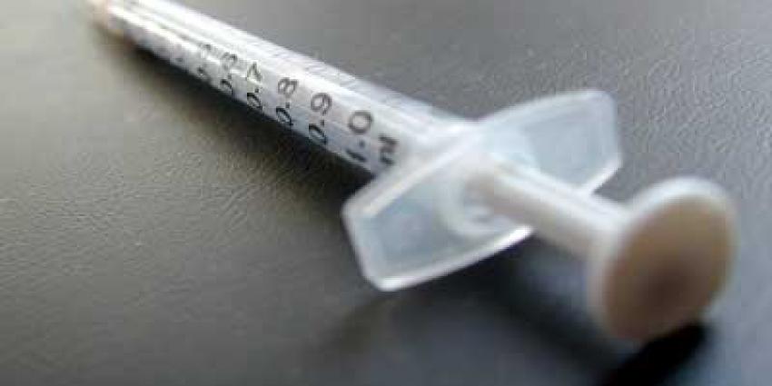Foto van injectie spuit vaccinatie | Archief EHF