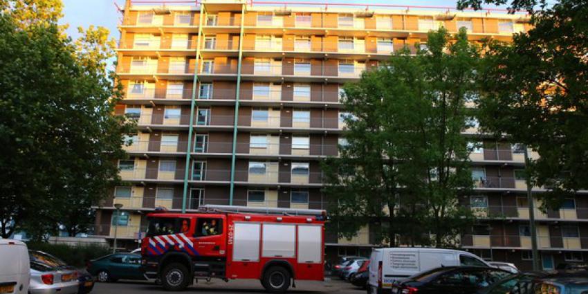 Brandweer bevrijdt twee jongeren uit vastgelopen lift Hoogheem Boxtel