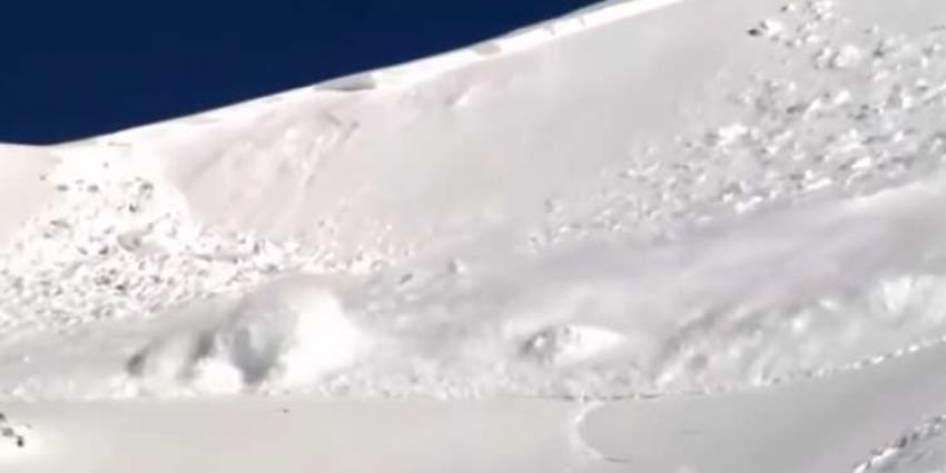 10 skiërs bedolven onder een lawine in Zwitserse Alpen