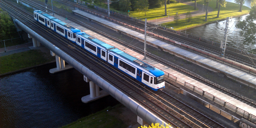 Gemeente Amsterdam: Ov-reizigers opgelet: check route vanaf 22 juli