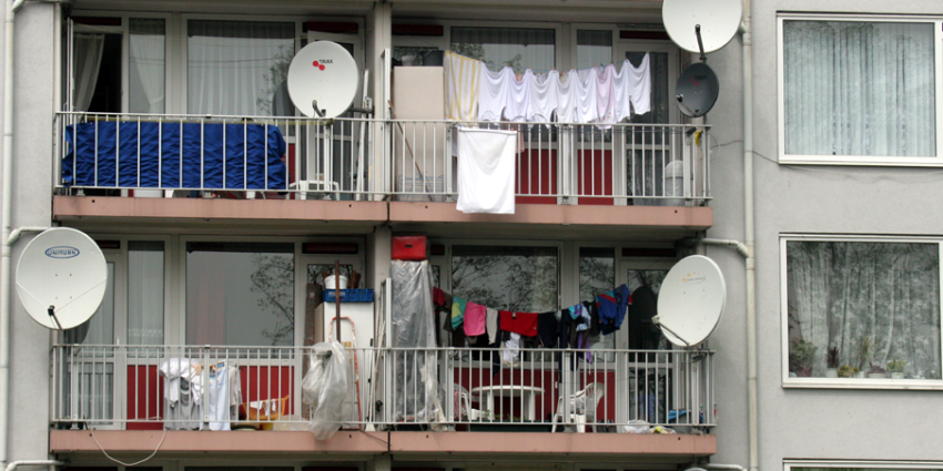 Huishoudens volgend jaar 300 euro duurder uit