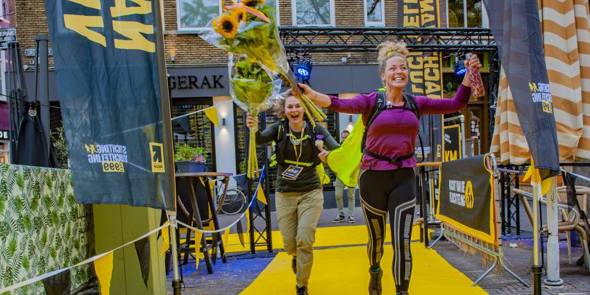 Lopers nacht van de vluchteling