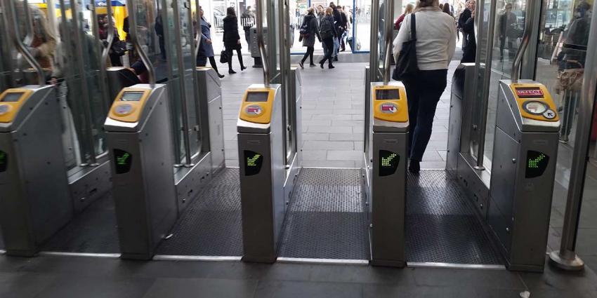 NS sluit haar poortjes voor 'niet leden' op station Utrecht Centraal