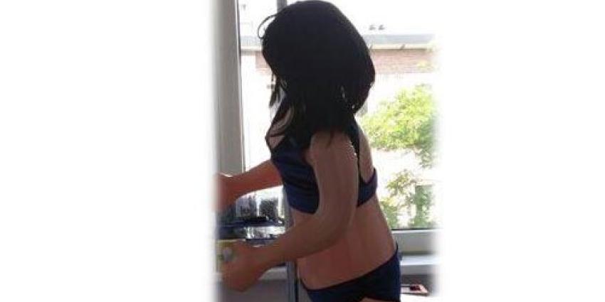 Politie forceert deur voor opblaaspop