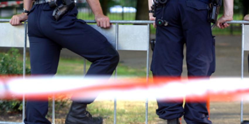 Foto van politie afzetting pistool | Archief EHF