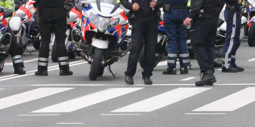 politie-agenten-motor