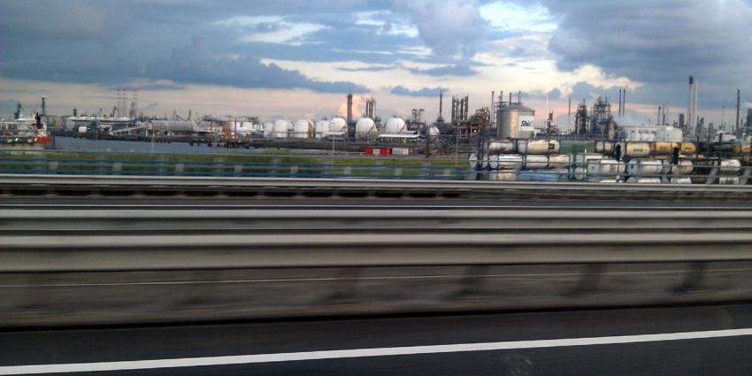 Tientallen banen op de tocht bij raffinaderij Q8 