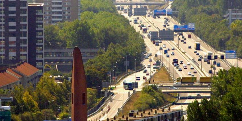 VID: 'Ringweg A10 is gevaarlijkste snelweg van Nederland'