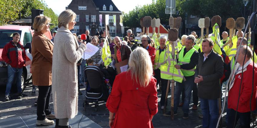 Demonstratie tegen komst arbeidsmigranten