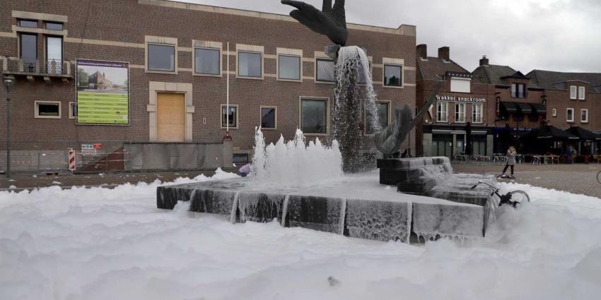 schuim-party-fontein