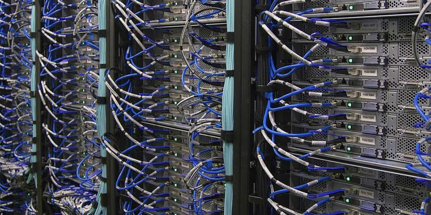 servers-netwerk-internet-mainframe-virtual