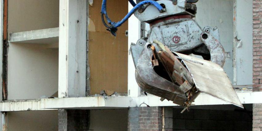 sloop-gebouw-puin-grijper